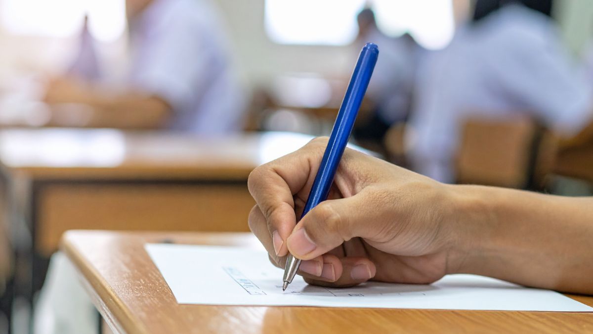 تحلیل نتایج آزمون دانش‌آموزان